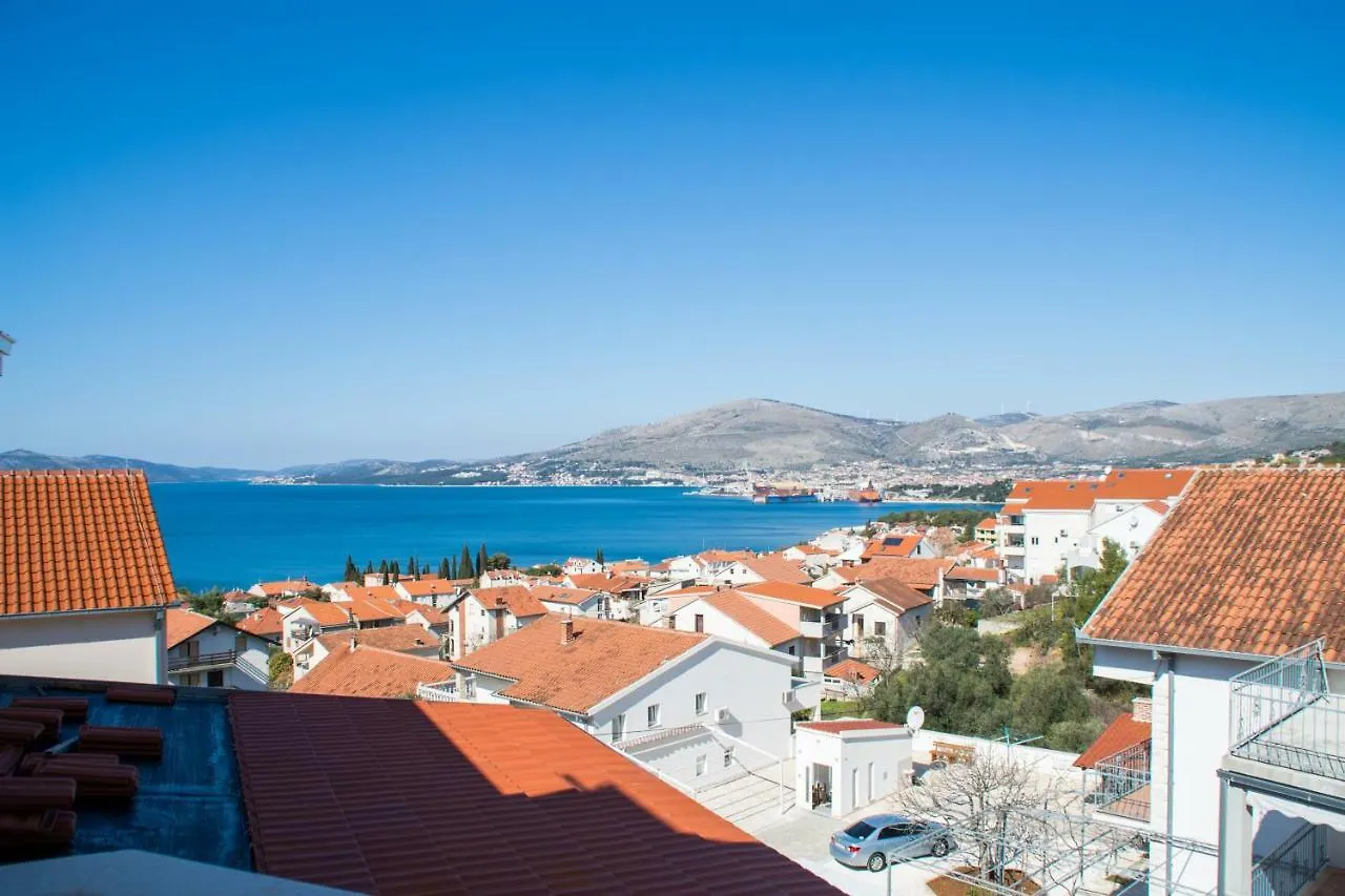 Apartments Tomislav Okrug Gornji Croazia