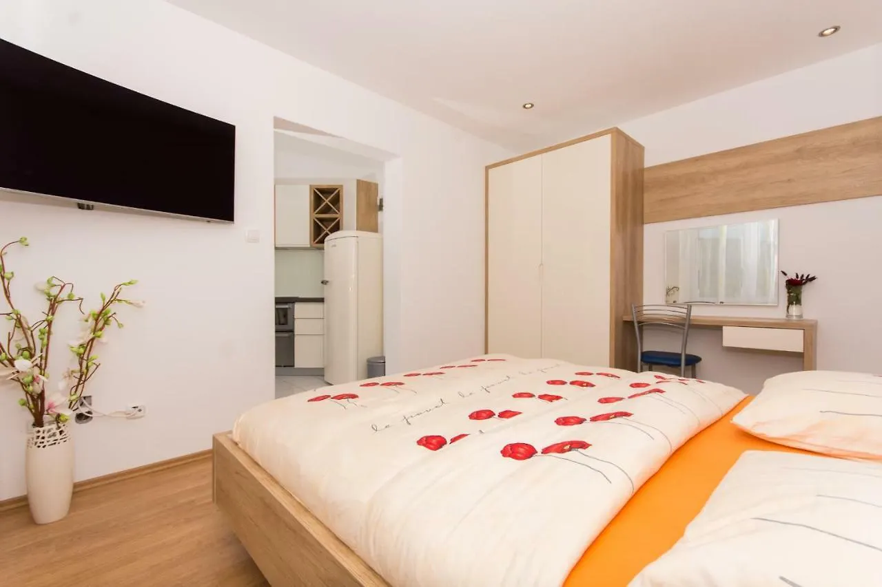 Apartments Tomislav Okrug Gornji Croazia